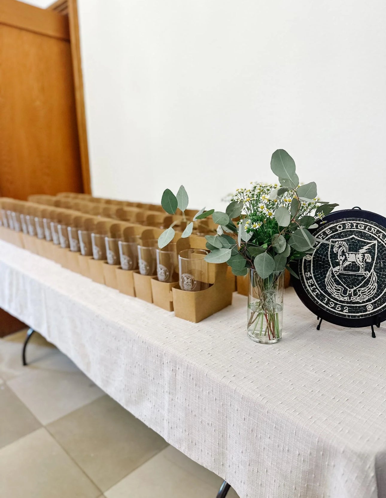 Kappa Alpha Theta (ΚΑΘ) Glass Flower Vase