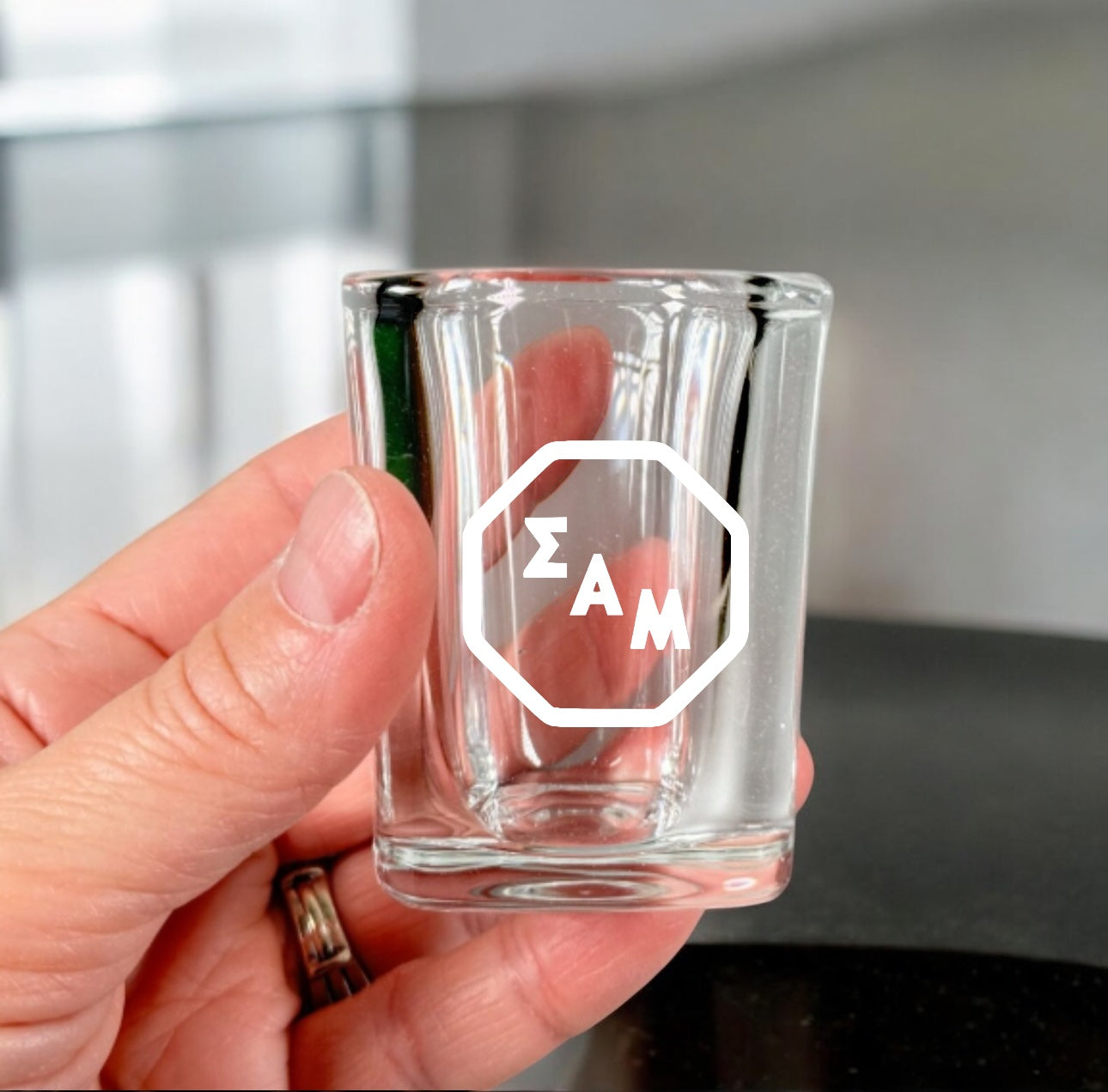 Sigma Alpha Mu (ΣΑΜ) 2 oz Glass